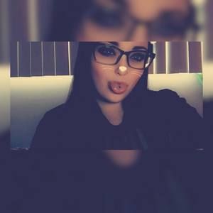 Meet your Posher, Brittney